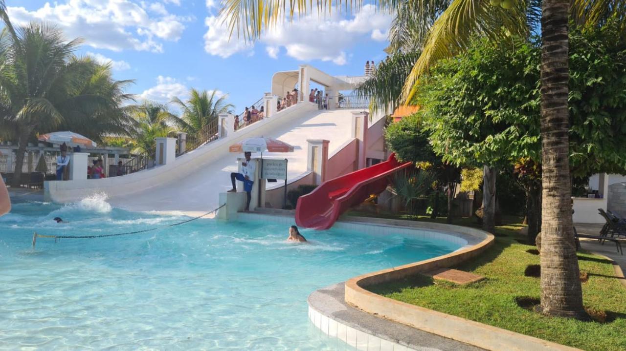 Thermas Lacqua Diroma Com Piscina De Ondas Gratis 24Horas Caldas Novas Exteriör bild