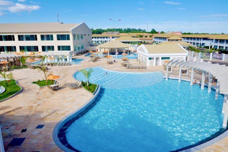 Thermas Lacqua Diroma Com Piscina De Ondas Gratis 24Horas Caldas Novas Exteriör bild