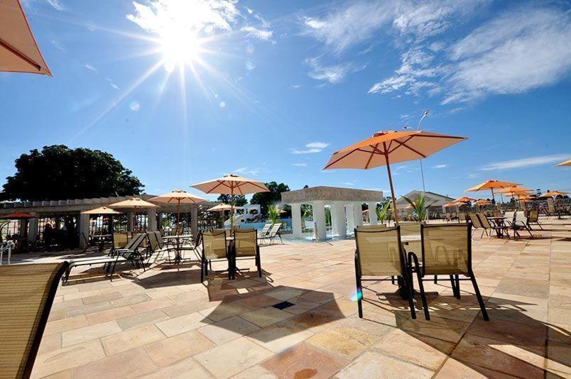 Thermas Lacqua Diroma Com Piscina De Ondas Gratis 24Horas Caldas Novas Exteriör bild