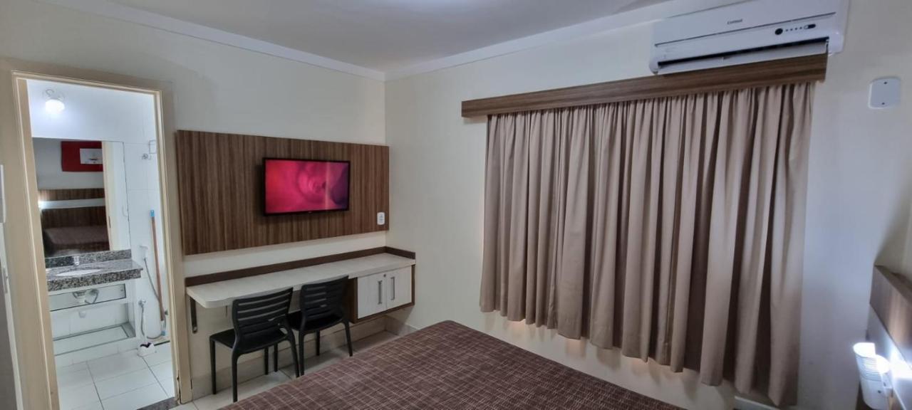 Thermas Lacqua Diroma Com Piscina De Ondas Gratis 24Horas Caldas Novas Exteriör bild