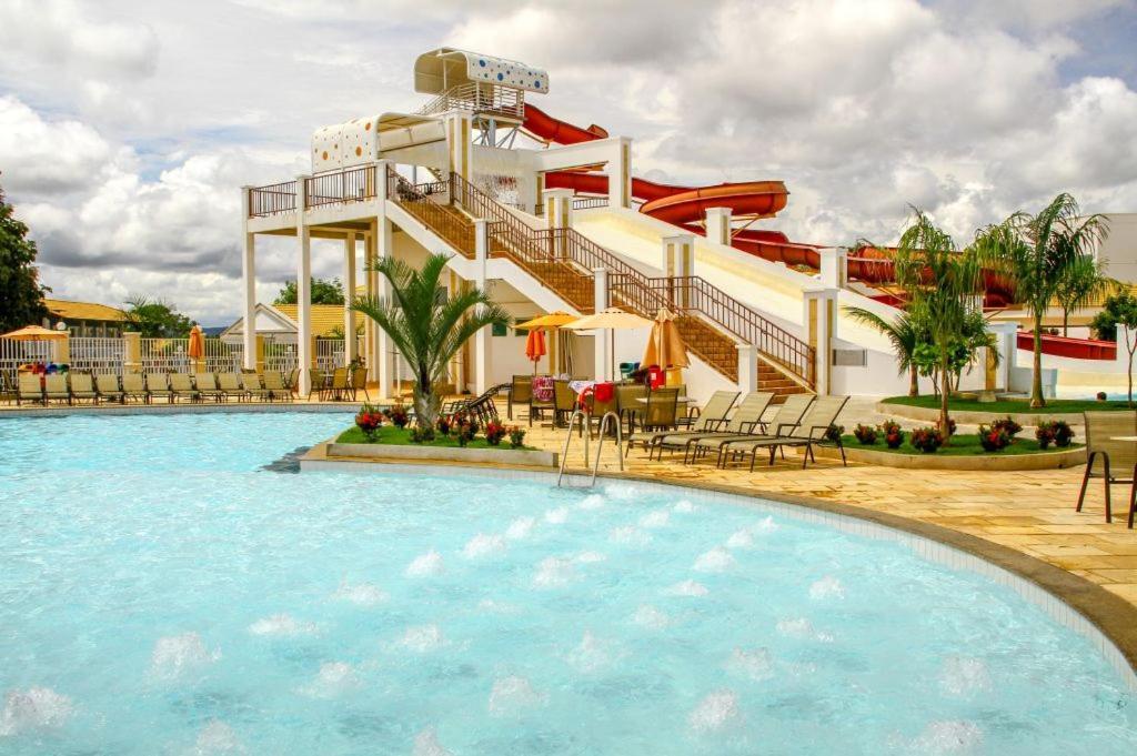 Thermas Lacqua Diroma Com Piscina De Ondas Gratis 24Horas Caldas Novas Exteriör bild